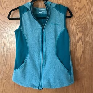 Columbia Turquoise Green Omni Wick Zip Front Vest